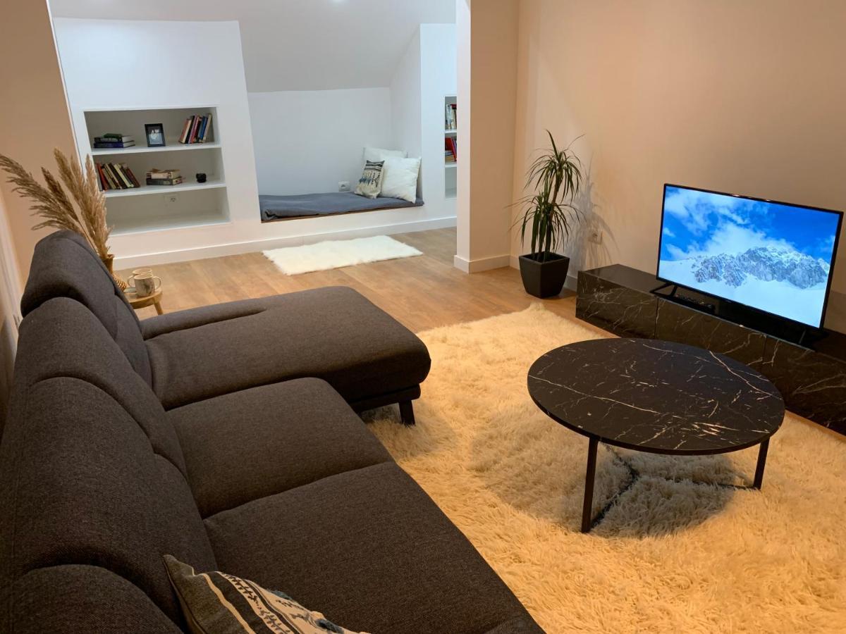 Noah'S Attic - Apartment Hotel In Korce Bagian luar foto